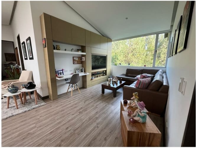 Casa de 5 alcobas en venta en Vía Las Palmas, Envigado, 420 m² · foto 12 de 24