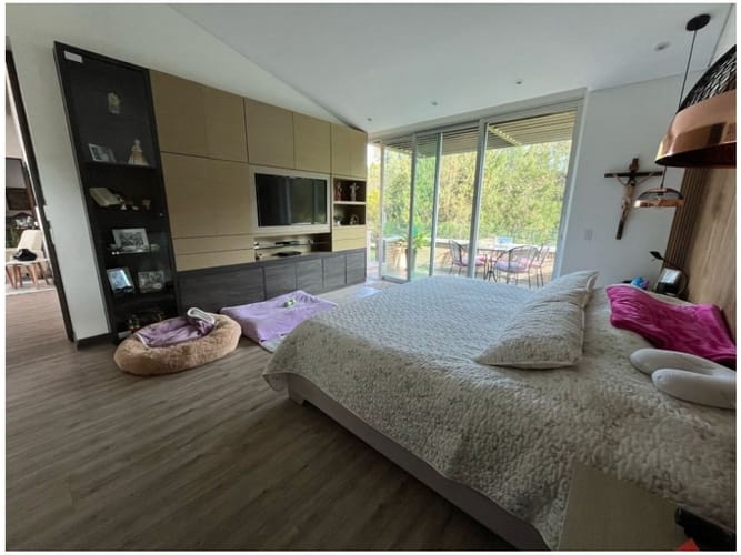 Casa de 5 alcobas en venta en Vía Las Palmas, Envigado, 420 m² · foto 16 de 24