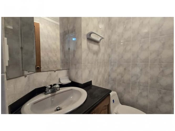 Apartamento en venta en Laureles, Medellín · foto 8 de 15