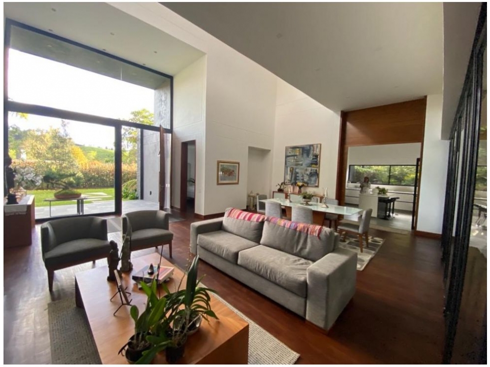 Casa en venta en Loma Del Chocho, Envigado · foto 5 de 24
