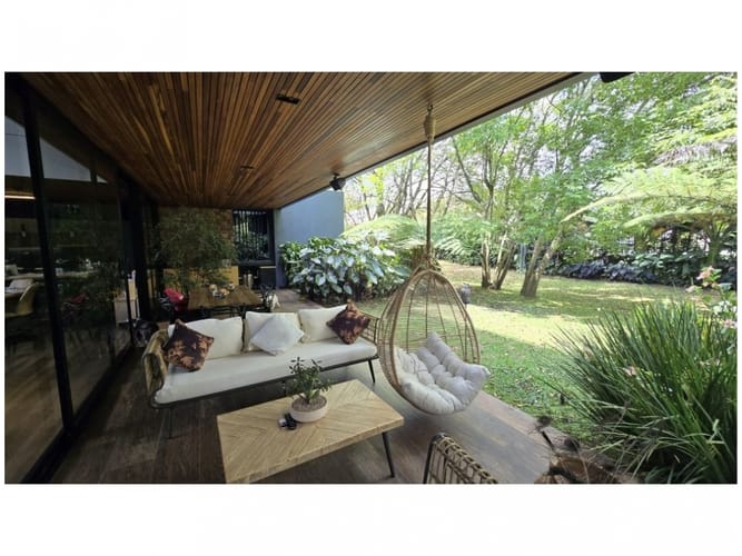 Casa de 4 alcobas en venta en Llano Grande, Rionegro, 1643 m² · foto 20 de 24