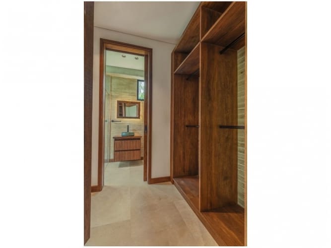 Casa de 3 alcobas en venta en Pantanillo, El Retiro · foto 11 de 12