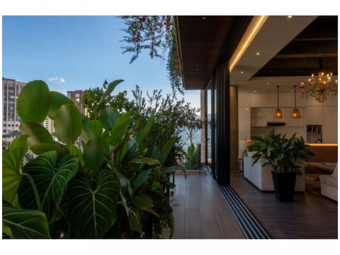 Apartamento de 3 alcobas en venta en El Poblado, Medellín, 242 m² · foto 16 de 24