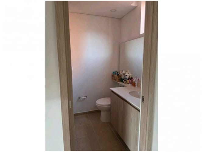 Apartamento de 3 alcobas en venta en Camino Verde, Medellín, 80 m² · foto 14 de 16