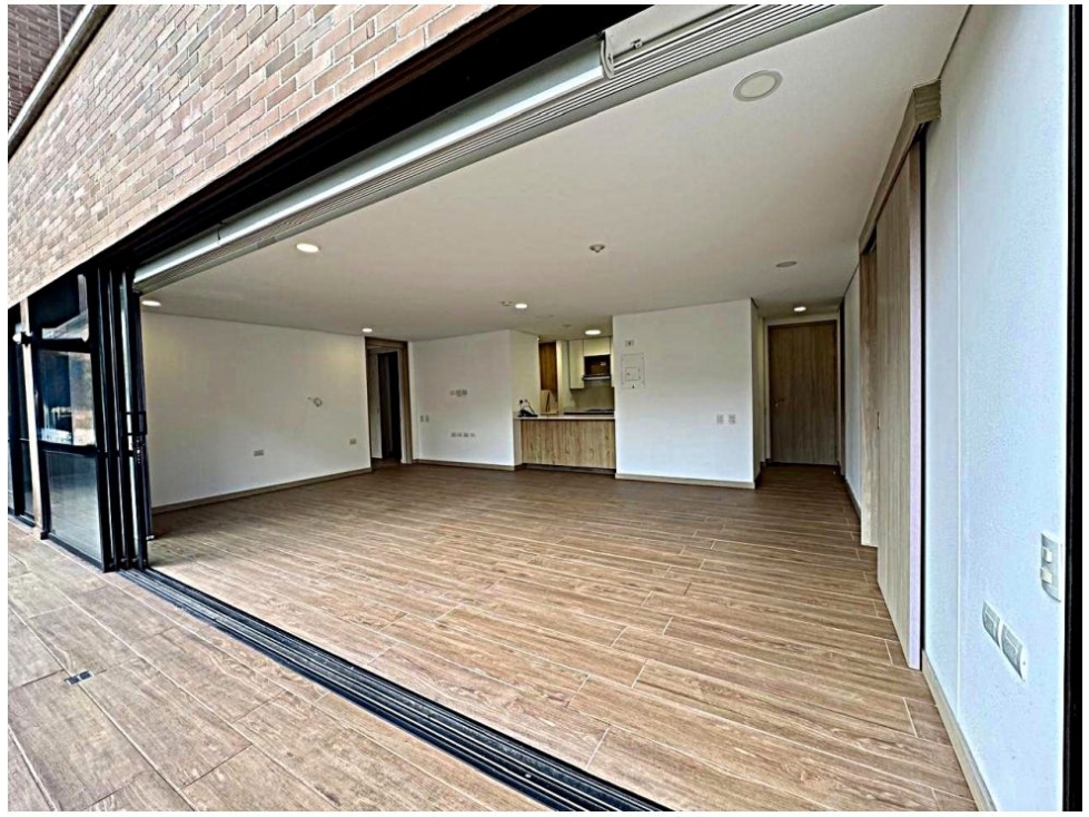 Apartamento en venta en Loma Del Escobero, Envigado · foto 7 de 24