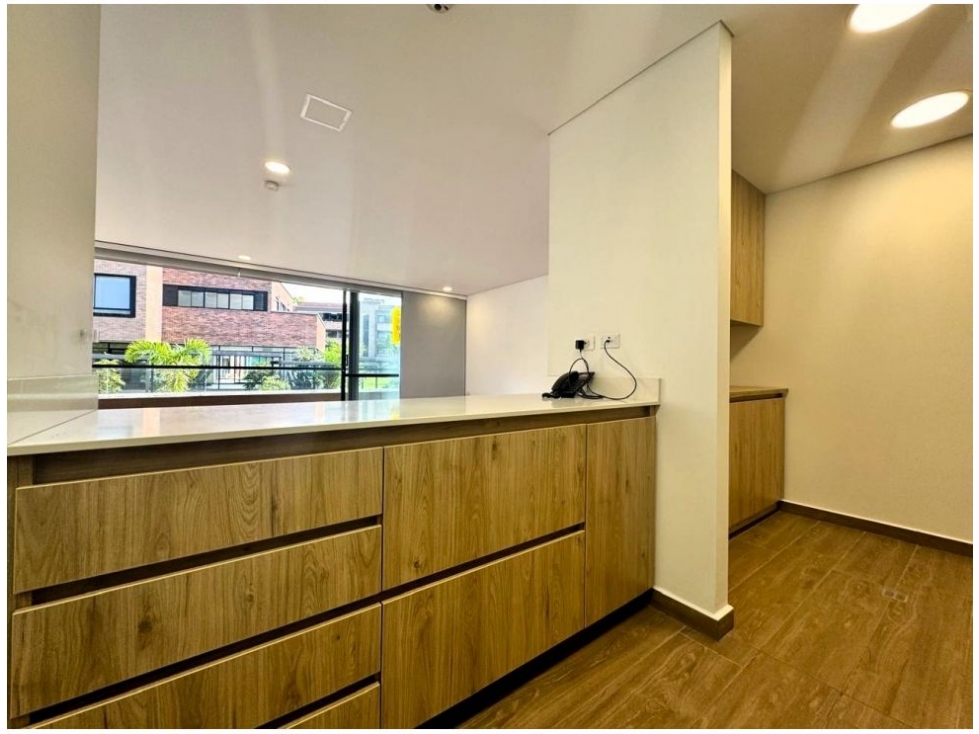Apartamento en venta en Loma Del Escobero, Envigado · foto 10 de 24