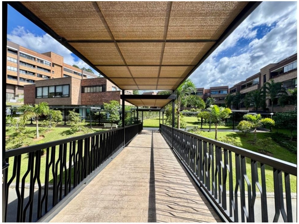 Apartamento en venta en Loma Del Escobero, Envigado · foto 21 de 24
