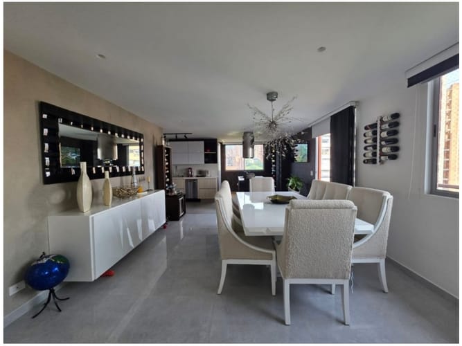 Apartamento de 3 alcobas en venta en Loma Del Chocho, Envigado, 153 m² · foto 8 de 24