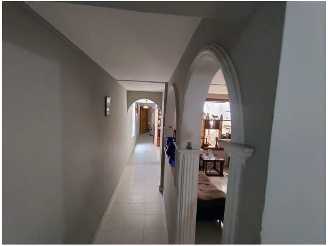 Casa de 4 alcobas en venta en El Poblado, Medellín, 248 m² · foto 2 de 15