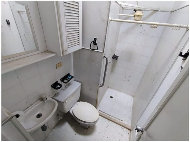 Casa de 4 alcobas en venta en El Poblado, Medellín, 248 m² · foto 9 de 15