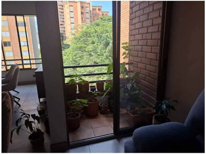 Apartamento de 3 alcobas en venta en La Aguacatala, Medellín, 132 m² · foto 3 de 24