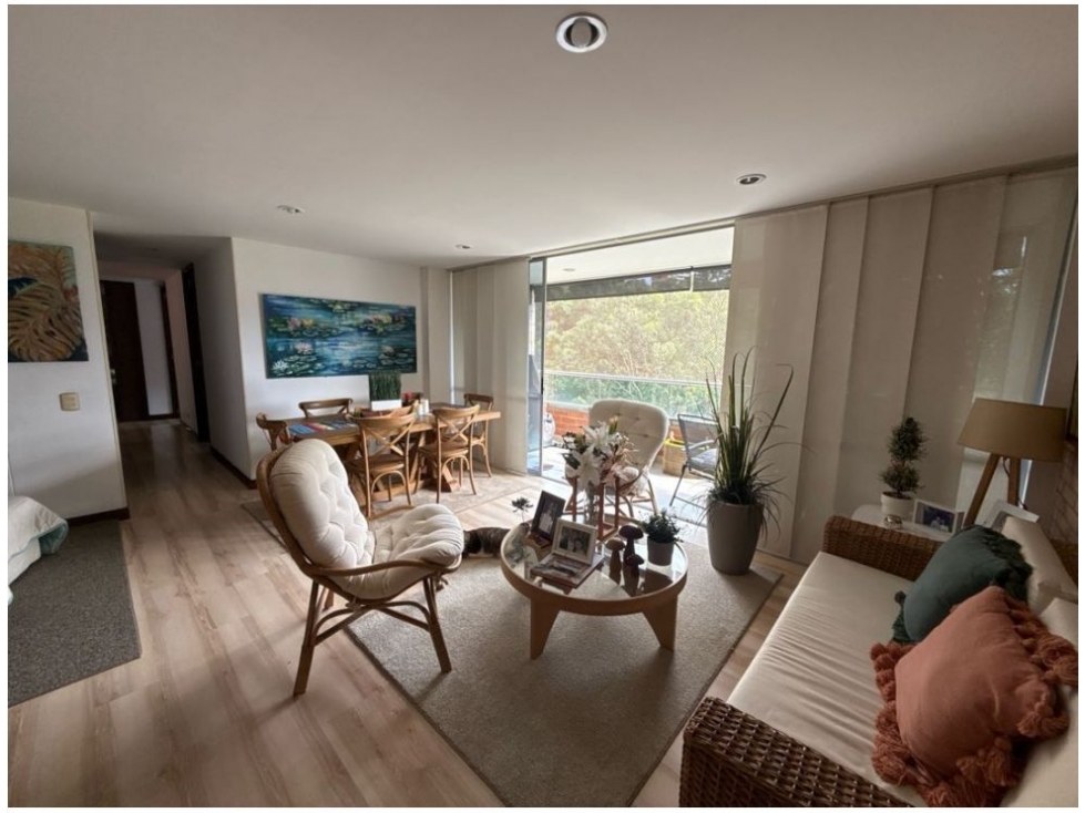 Apartamento en venta en Cumbres, Envigado · foto 2 de 24