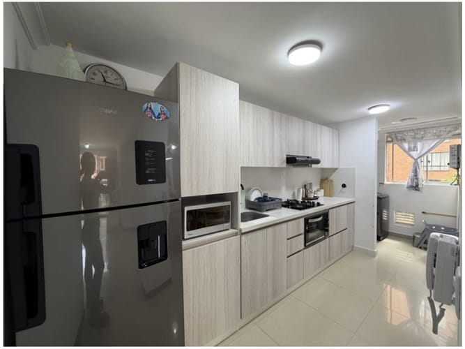 Apartamento de 3 alcobas en venta en El Diamante No. 2, Medellín, 88 m² · foto 7 de 18