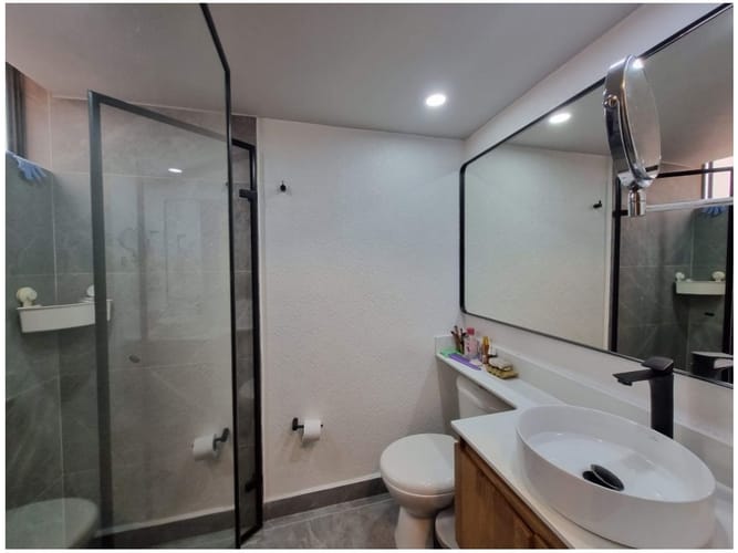 Apartamento en venta en Los Naranjos, Medellín · foto 6 de 21