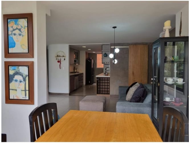 Apartamento en venta en Los Naranjos, Medellín · foto 8 de 21