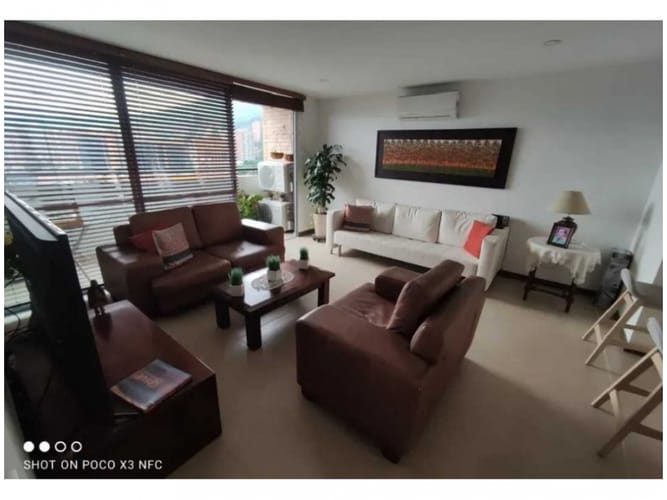 Apartamento de 3 alcobas en venta en Los Naranjos, Medellín, 110 m² · foto 2 de 15