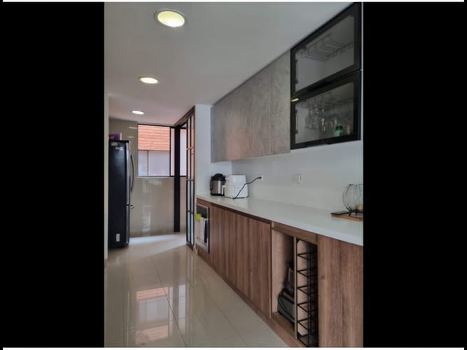Apartamento en venta en Los Naranjos, Medellín · foto 13 de 21
