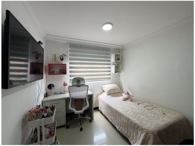 Apartamento de 3 alcobas en venta en El Diamante No. 2, Medellín, 88 m² · foto 16 de 18