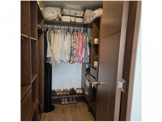 Apartamento de 3 alcobas en venta en Los Naranjos, Medellín, 110 m² · foto 7 de 15
