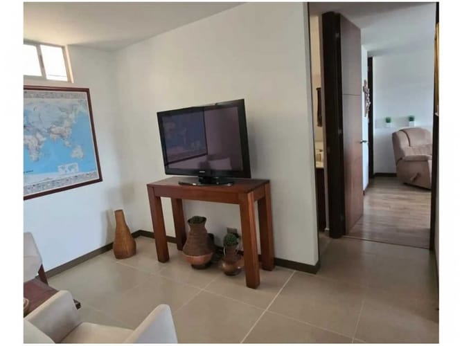 Apartamento de 3 alcobas en venta en Los Naranjos, Medellín, 110 m² · foto 8 de 15