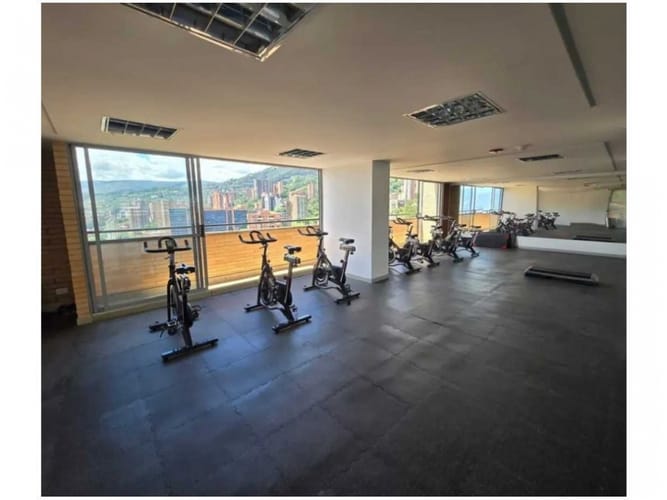Apartamento de 3 alcobas en venta en Los Naranjos, Medellín, 110 m² · foto 14 de 15