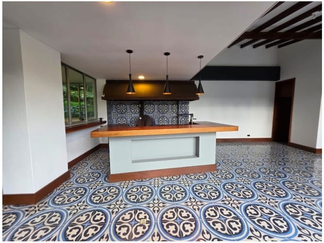 Casa de 4 alcobas en venta en Loma Del Escobero, Envigado, 600 m² · foto 3 de 24