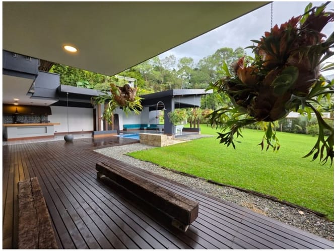Casa de 4 alcobas en venta en Loma Del Escobero, Envigado, 600 m² · foto 4 de 24