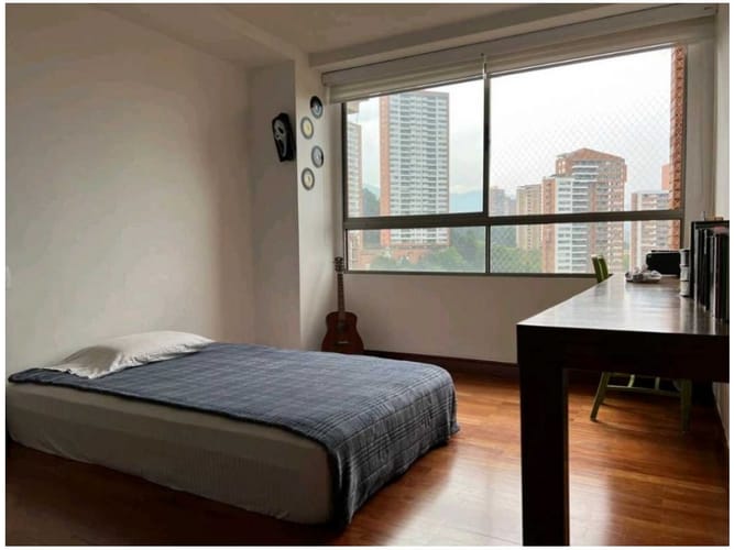 Apartamento de 4 alcobas en venta en El Poblado, Medellín, 243 m² · foto 13 de 24