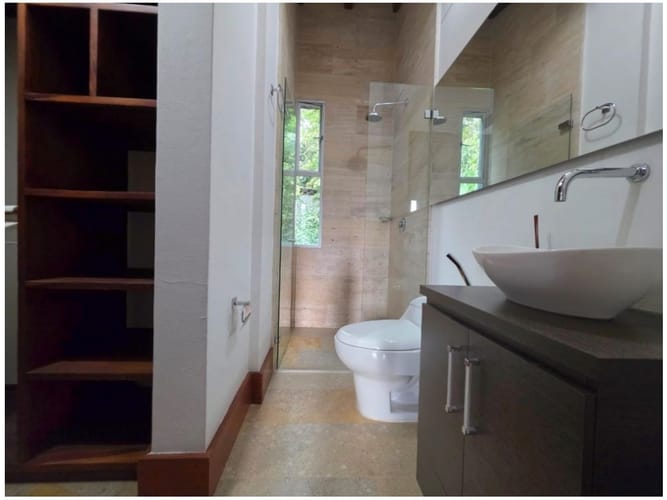 Casa de 4 alcobas en venta en Loma Del Escobero, Envigado, 600 m² · foto 12 de 24