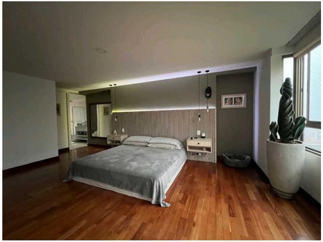 Apartamento de 4 alcobas en venta en El Poblado, Medellín, 243 m² · foto 23 de 24