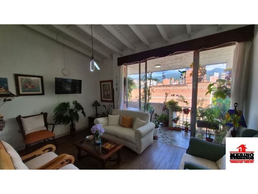 Apartamento en venta en Laureles, Medellín · foto 3 de 24