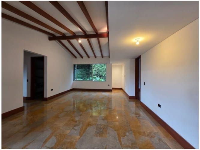 Casa de 4 alcobas en venta en Loma Del Escobero, Envigado, 600 m² · foto 24 de 24