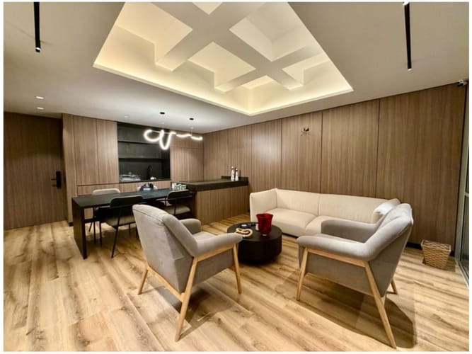 Apartamento de 2 alcobas en venta en Loma Del Chocho, Envigado, 198 m² · foto 2 de 23
