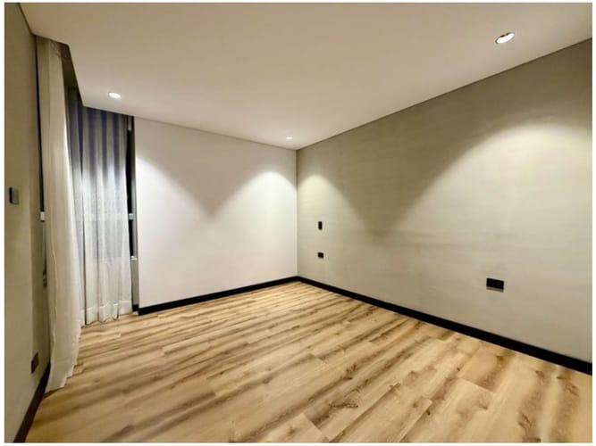 Apartamento de 2 alcobas en venta en Loma Del Chocho, Envigado, 198 m² · foto 11 de 23