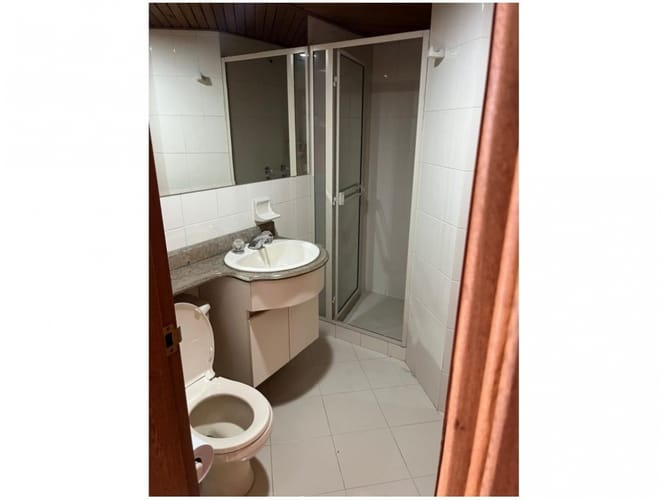 Apartamento en venta en El Poblado, Medellín · foto 17 de 17