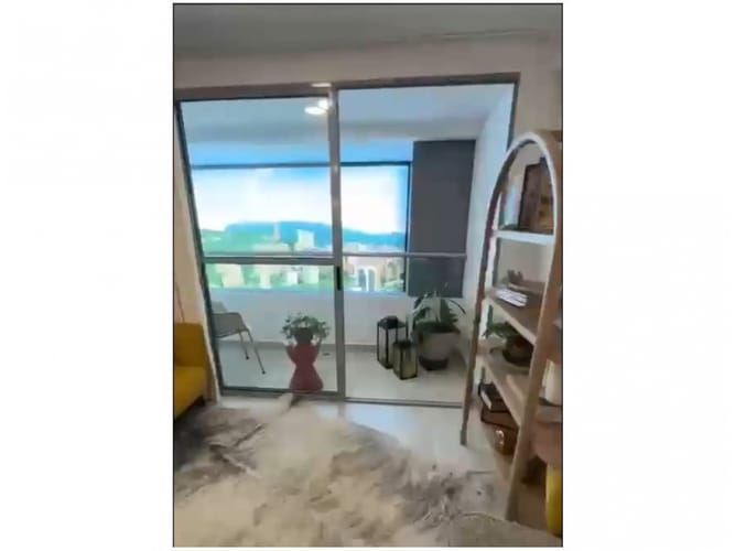 Apartamento de 3 alcobas en venta en El Poblado, Medellín, 105 m² · foto 2 de 10