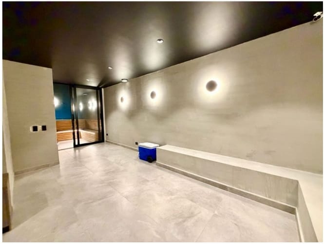 Apartamento de 2 alcobas en venta en Loma Del Chocho, Envigado, 198 m² · foto 22 de 23