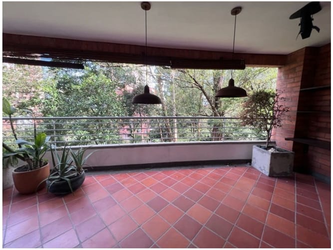 Apartamento de 2 alcobas en venta en San Lucas, Medellín, 127 m² · foto 2 de 13