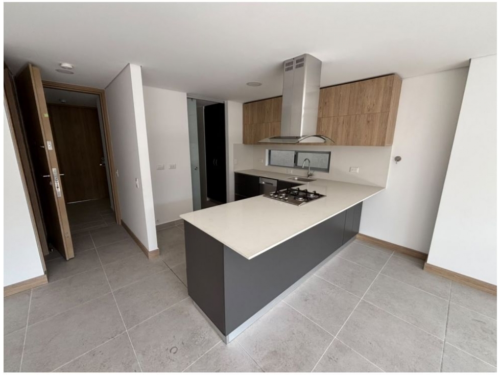 Apartamento en venta en El Poblado, Medellín · foto 4 de 24