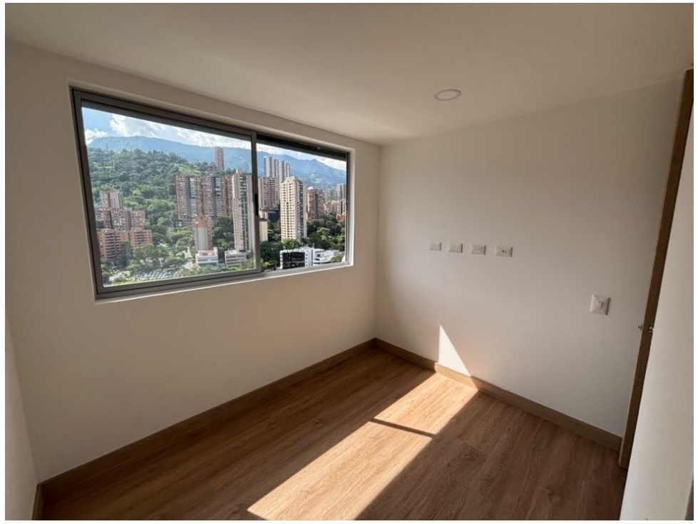 Apartamento en venta en El Poblado, Medellín · foto 12 de 24