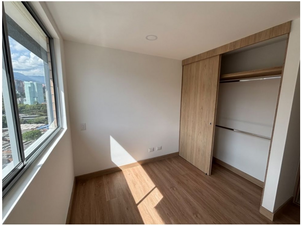 Apartamento en venta en El Poblado, Medellín · foto 13 de 24