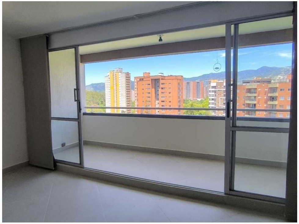 Apartamento en venta en La Pilarica, Medellín · foto 2 de 24