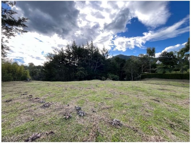 Lote en venta en Quirama, El Carmen de Viboral, 3800 m² · foto 4 de 8