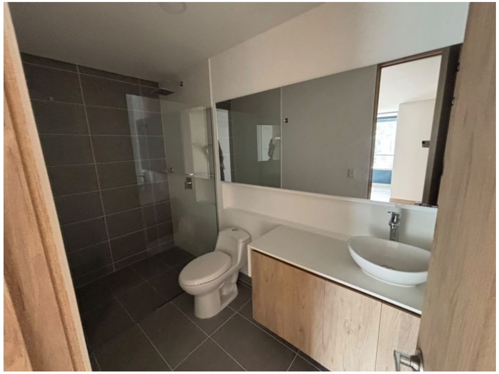 Apartamento en venta en El Poblado, Medellín · foto 21 de 24