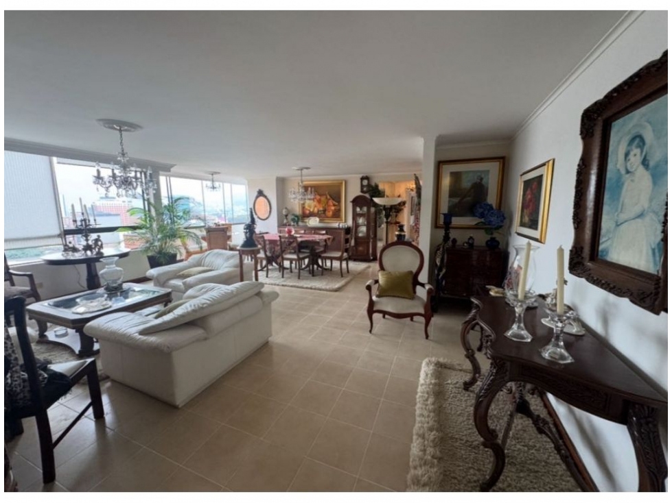 Apartamento en venta en El Poblado, Medellín · foto 8 de 21