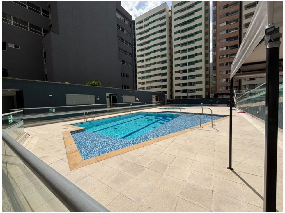 Apartamento en venta en El Poblado, Medellín · foto 23 de 24