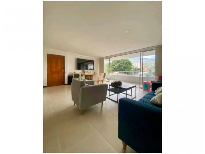 Apartamento de 4 alcobas en venta en Estadio, Medellín, 142 m² · foto 3 de 24