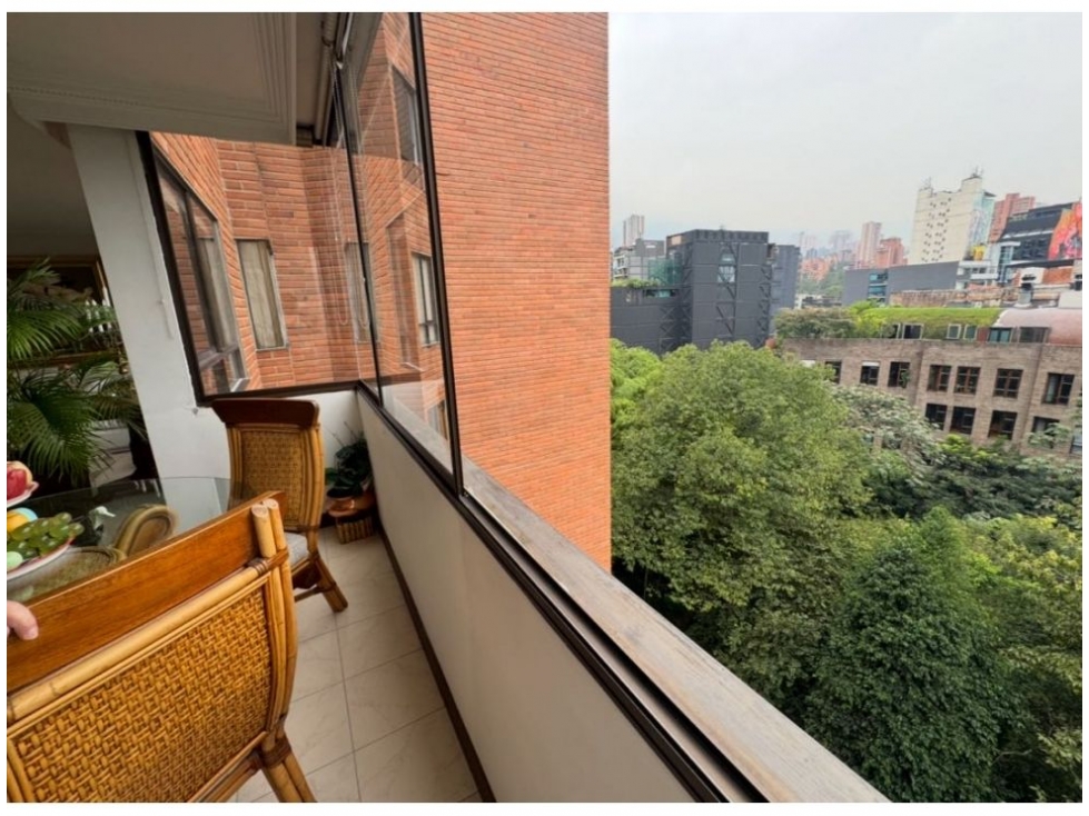 Apartamento en venta en El Poblado, Medellín · foto 14 de 21