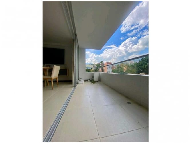 Apartamento de 4 alcobas en venta en Estadio, Medellín, 142 m² · foto 4 de 24