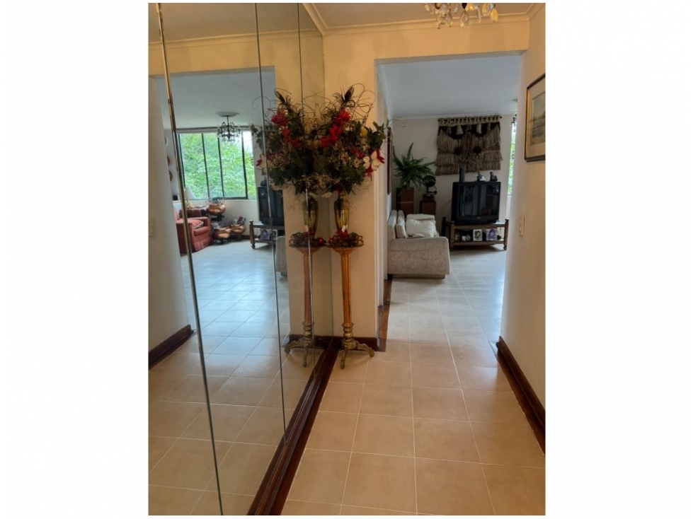 Apartamento en venta en El Poblado, Medellín · foto 15 de 21